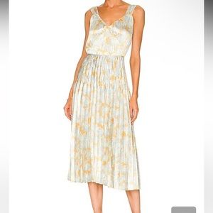 EUC Vince Lotus V-neck Pleated Slip Dress in Warm Sand